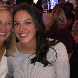 Meet your Posher, Kelly